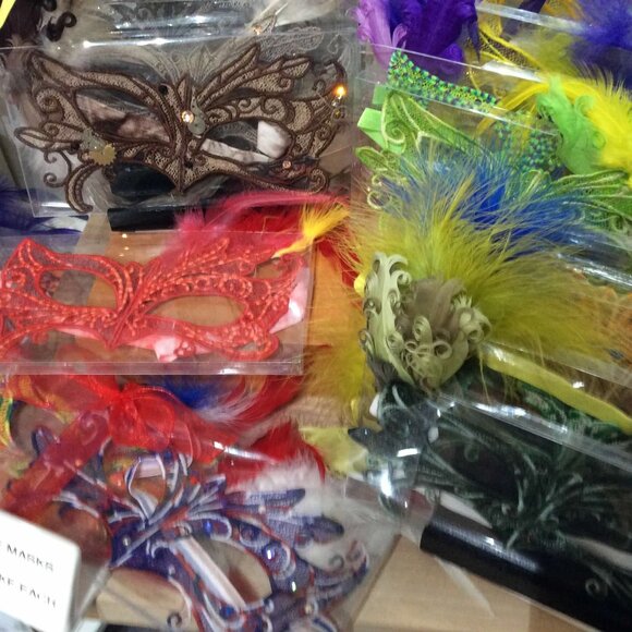 Beautiful and Luxurious Handmade Face Masks for Events, Mardi Gras, Parties - Picture 4 of 6